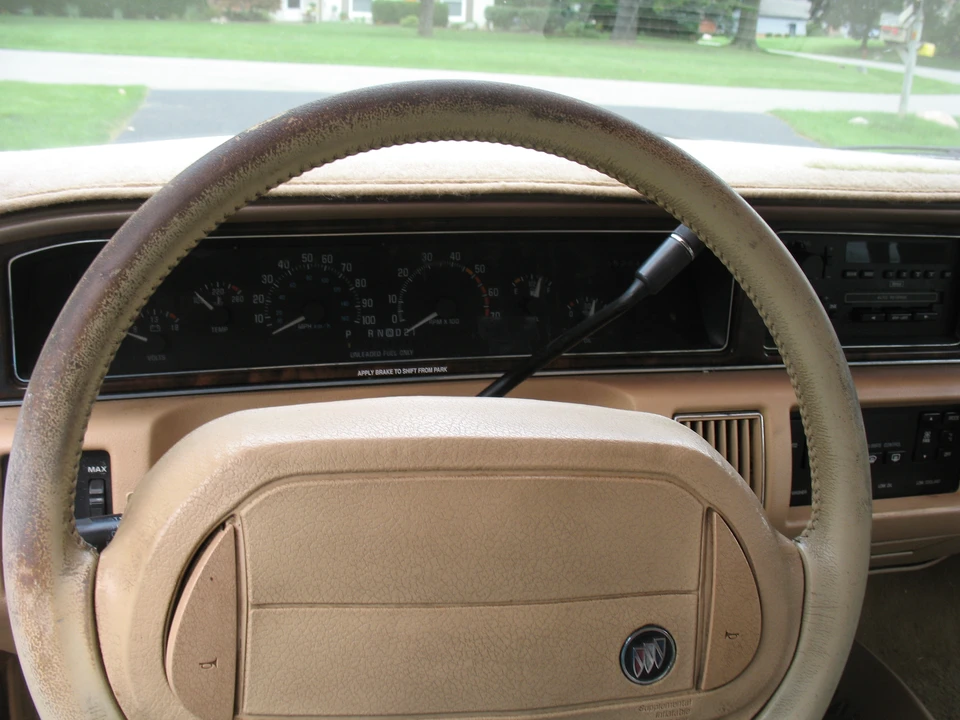 1992 Buick Roadmaster - Image 19 of 31