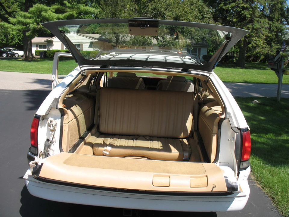 1992 Buick Roadmaster - Image 30 of 31