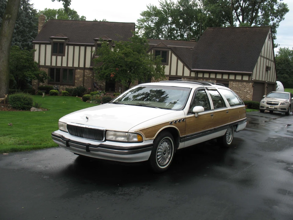 1992 Buick Roadmaster - Image 5 of 31
