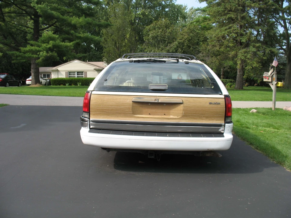 1992 Buick Roadmaster - Image 7 of 31