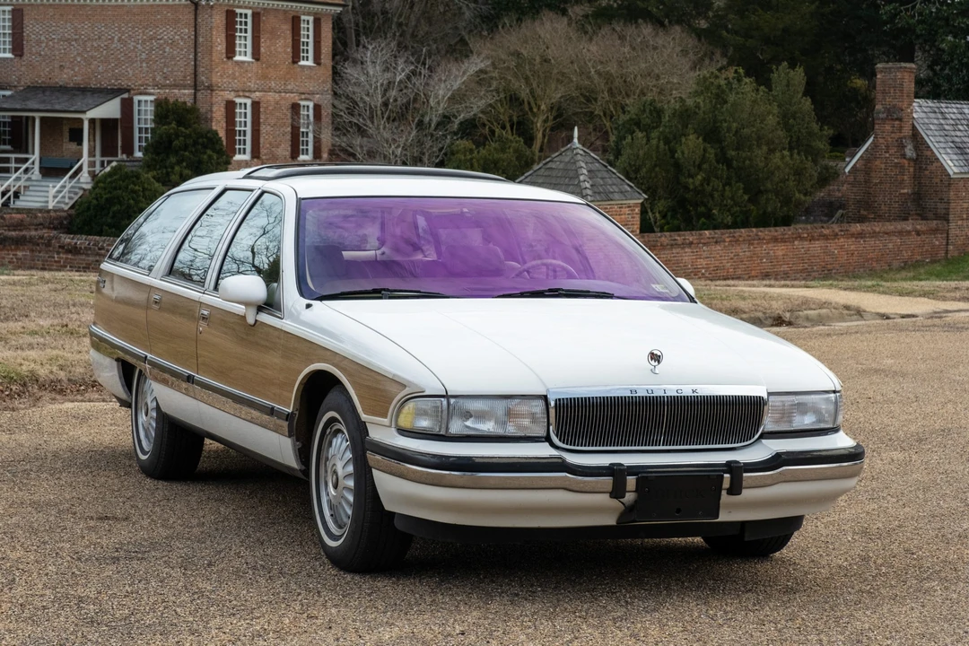 1992 Buick Roadmaster - Image 3 of 31