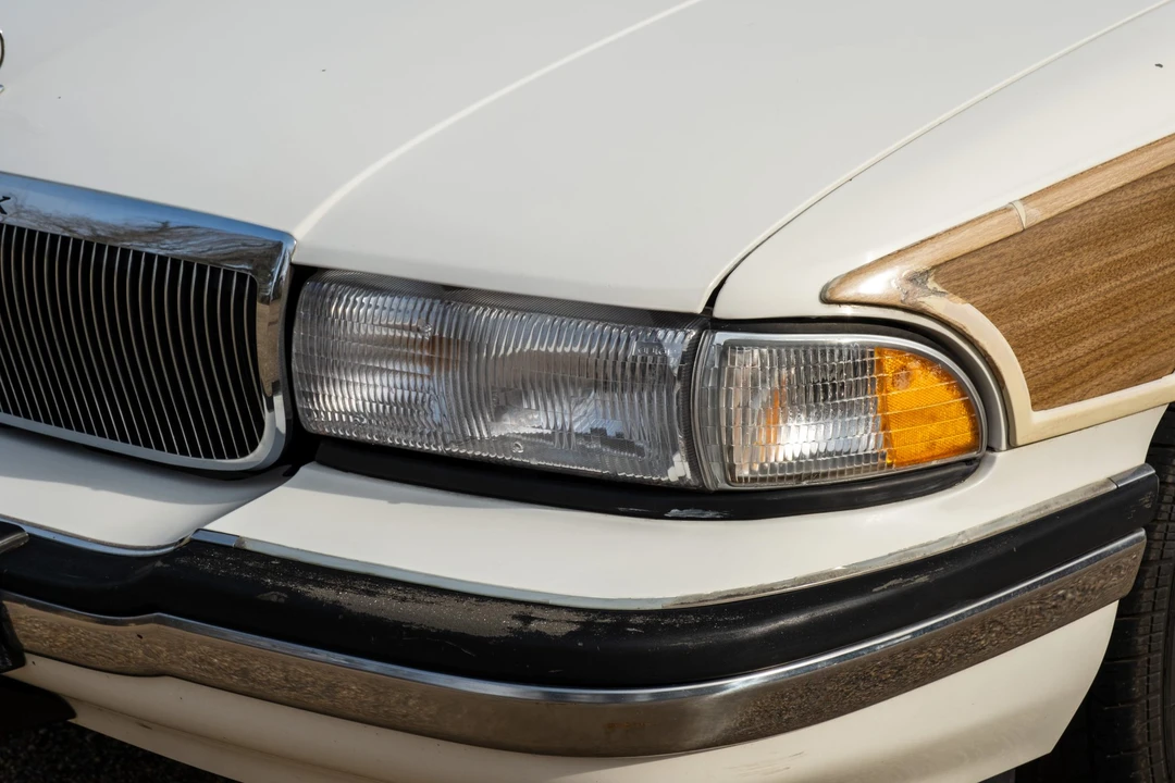 1992 Buick Roadmaster - Image 22 of 31