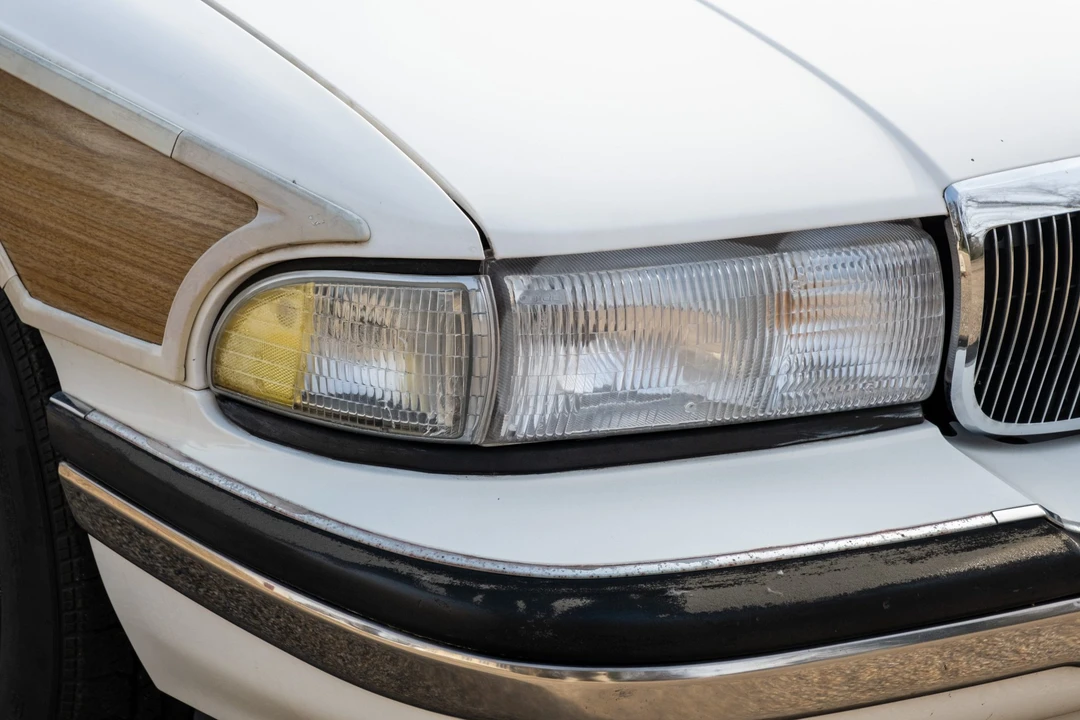1992 Buick Roadmaster - Image 21 of 31