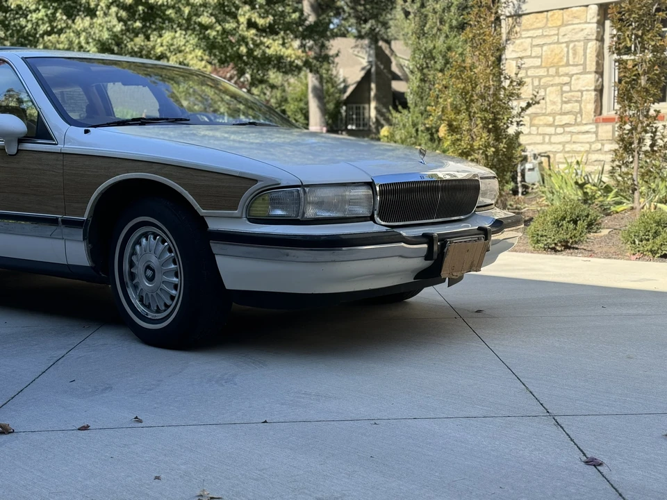 1992 Buick Roadmaster - Image 11 of 31