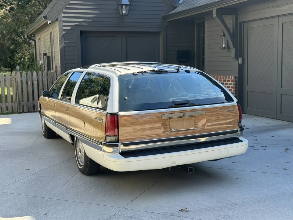 1992 Buick Roadmaster - Image 6 of 31