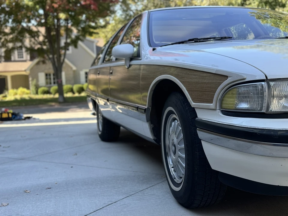1992 Buick Roadmaster - Image 8 of 31