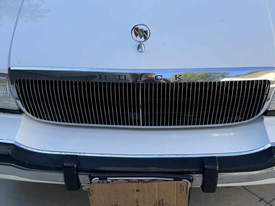 1992 Buick Roadmaster - Image 13 of 31