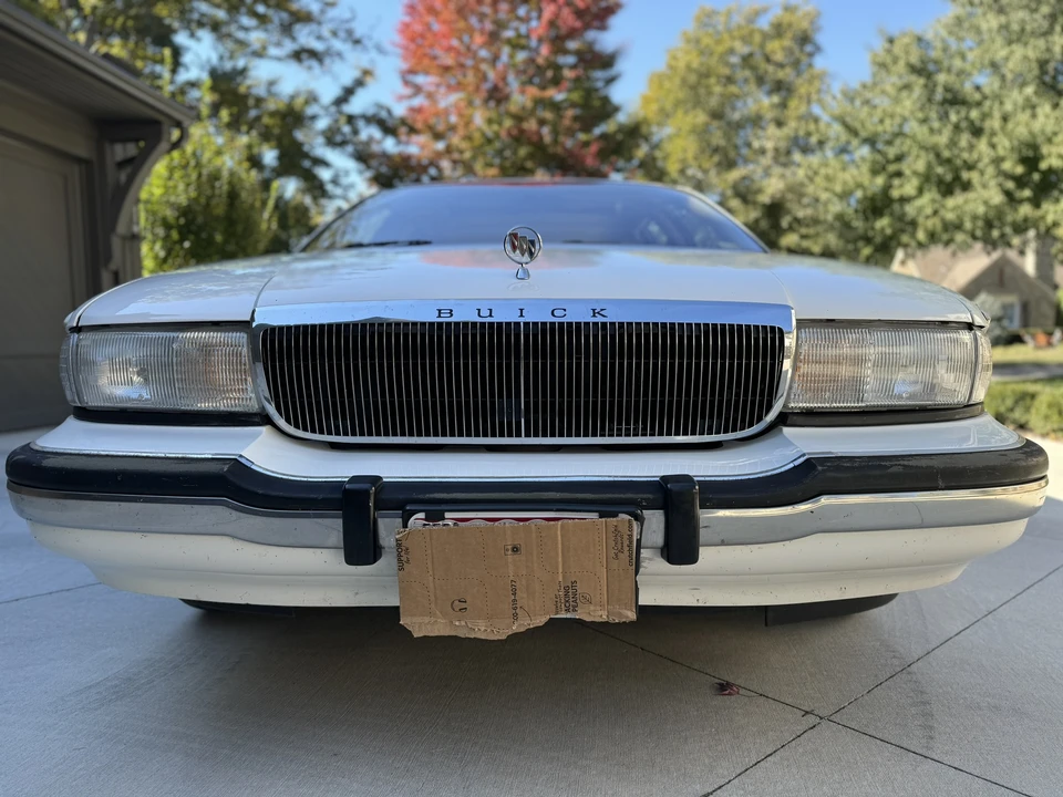 1992 Buick Roadmaster - Image 12 of 31
