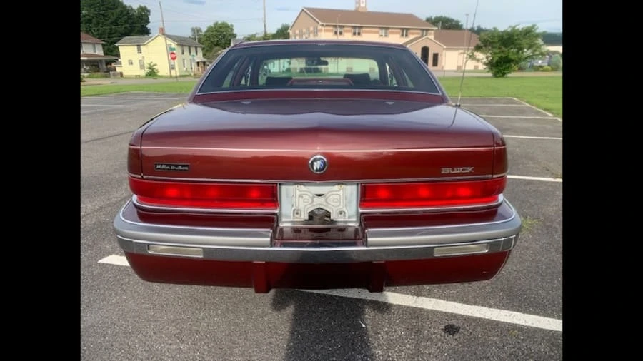 1992 Buick Roadmaster - Image 7 of 12