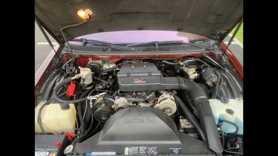 1992 Buick Roadmaster - Image 11 of 12