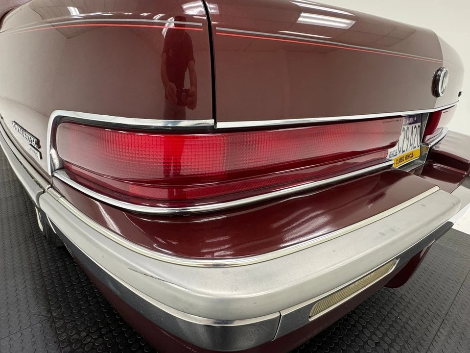 1992 Buick Roadmaster - Image 21 of 31