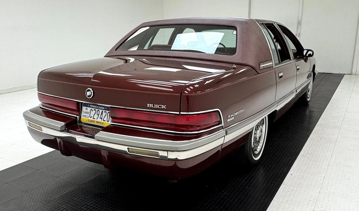 1992 Buick Roadmaster - Image 5 of 31
