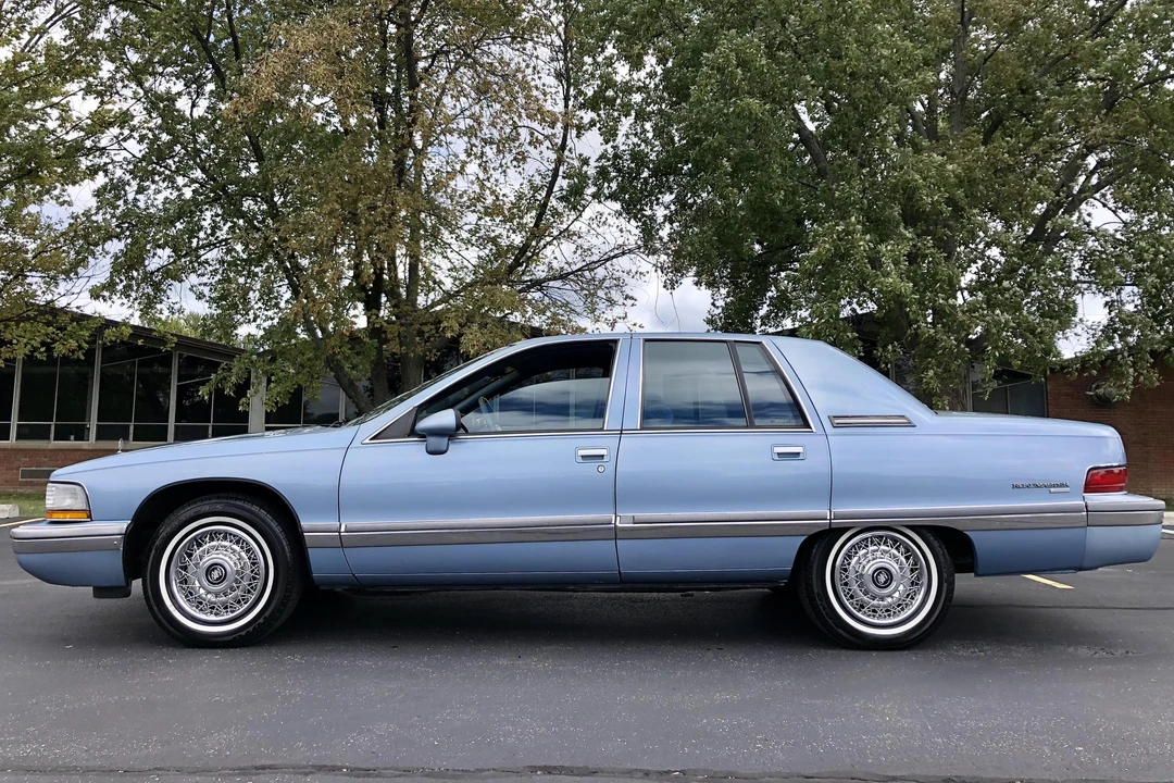 1992 Buick Roadmaster - Image 3 of 31