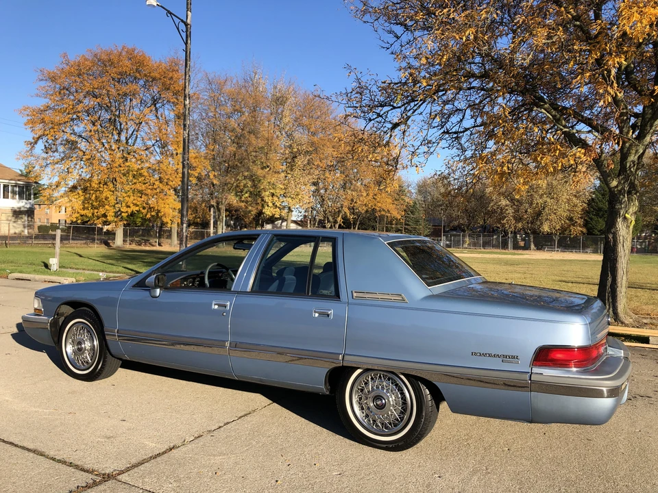 1992 Buick Roadmaster - Image 11 of 31