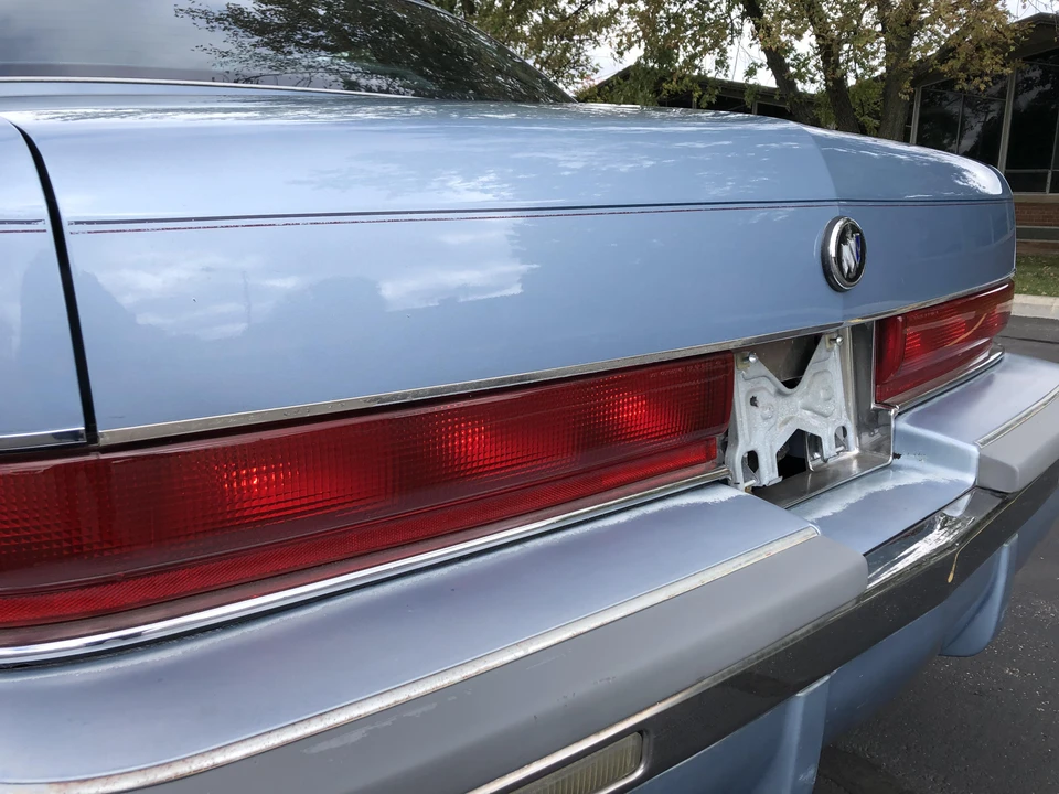 1992 Buick Roadmaster - Image 25 of 31