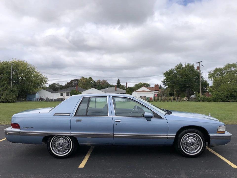 1992 Buick Roadmaster - Image 16 of 31