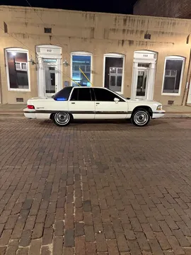 1992 Buick Roadmaster Limited Sedan 4D