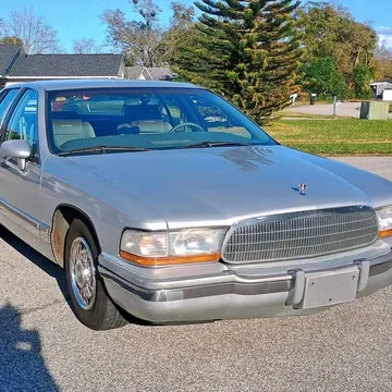 1992 Buick Roadmaster Limited Sedan 4D