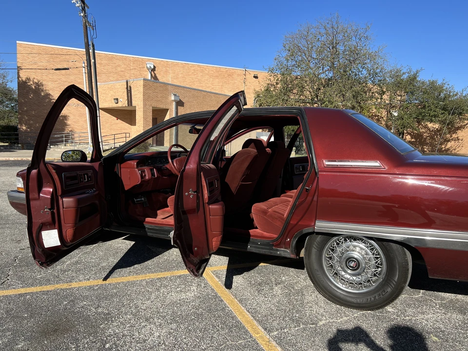 1992 Buick Roadmaster - Image 17 of 31