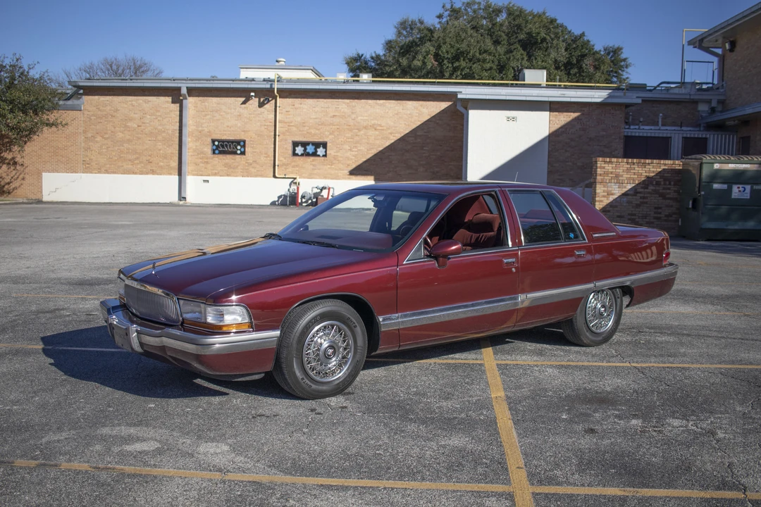 1992 Buick Roadmaster - Image 7 of 31