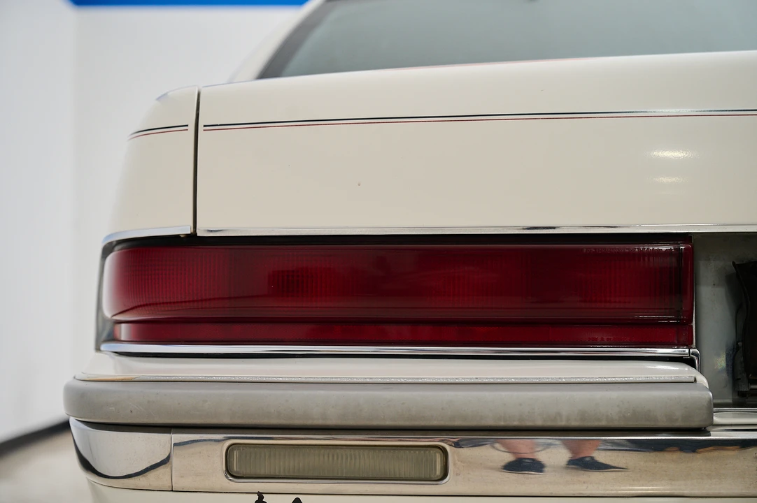1992 Buick Roadmaster - Image 29 of 31