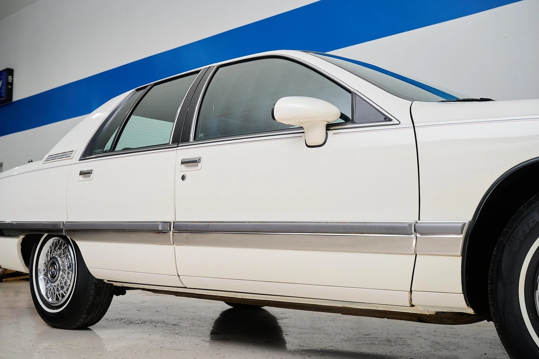 1992 Buick Roadmaster - Image 20 of 31