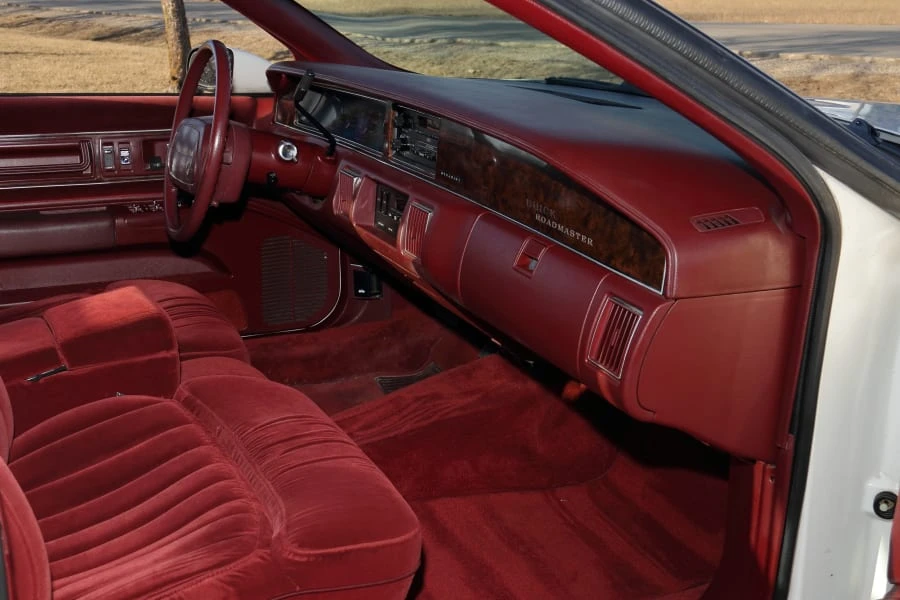 1992 Buick Roadmaster - Image 17 of 31