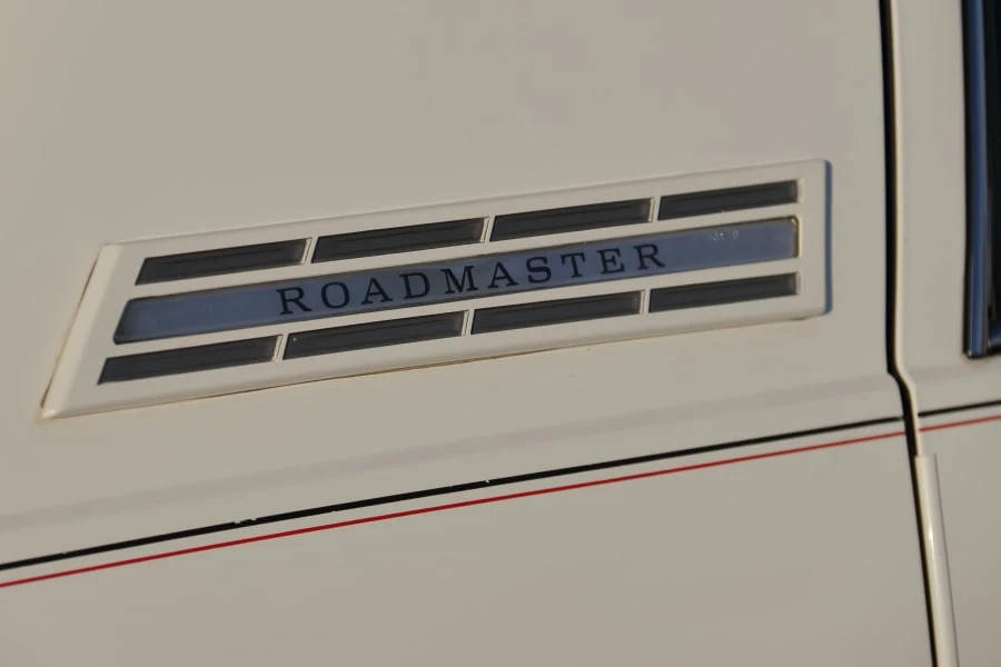 1992 Buick Roadmaster - Image 7 of 31