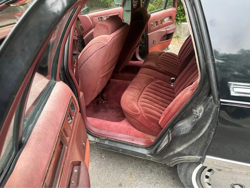 1992 Buick Roadmaster - Image 8 of 9