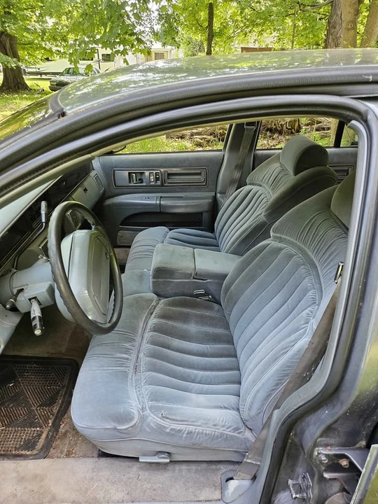 1992 Buick Roadmaster - Image 5 of 9