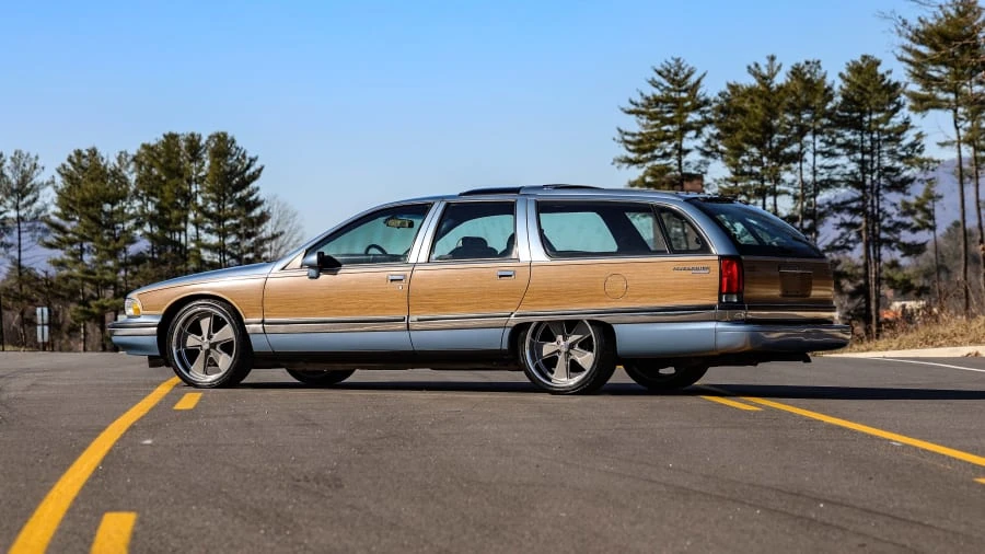 1992 Buick Roadmaster - Image 2 of 31