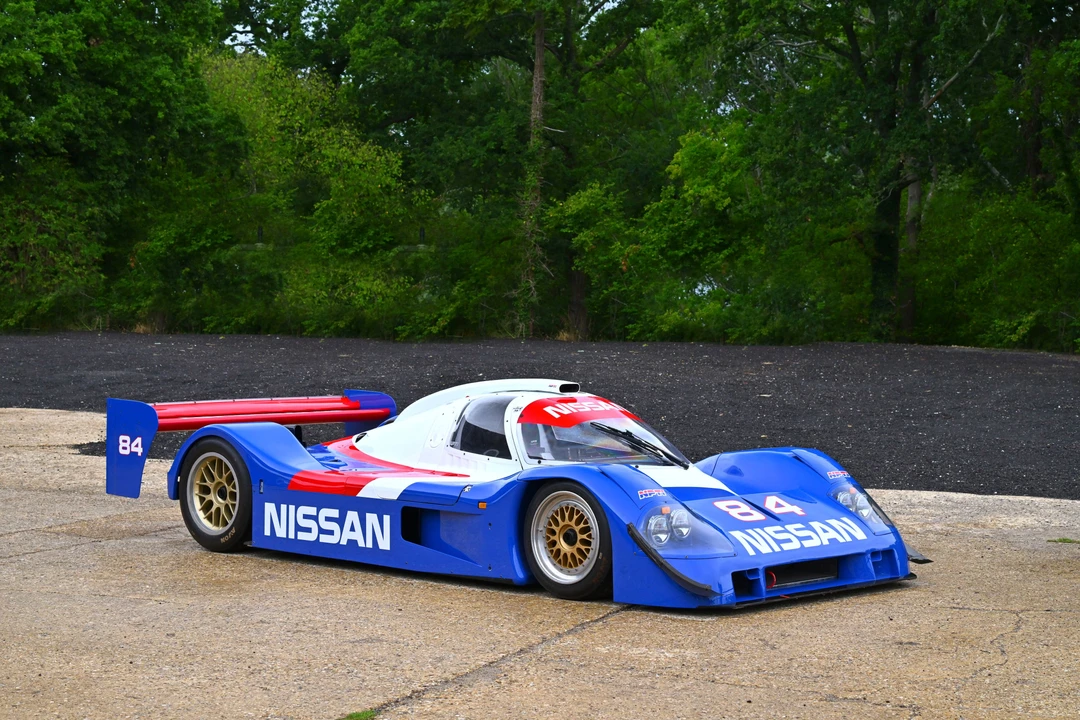 Nissan - Image 18 of 31