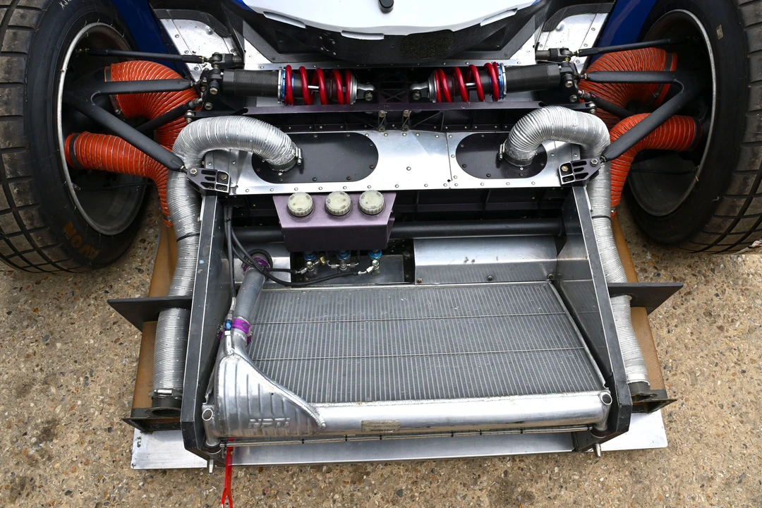 Nissan - Image 23 of 31