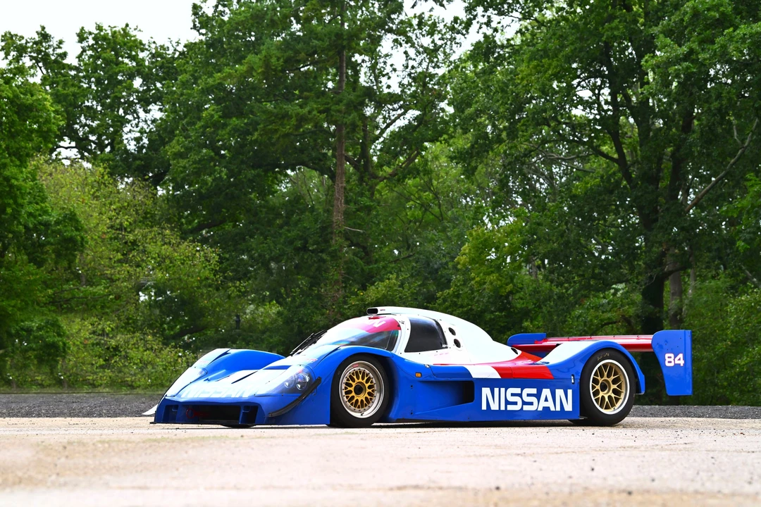 Nissan - Image 13 of 31