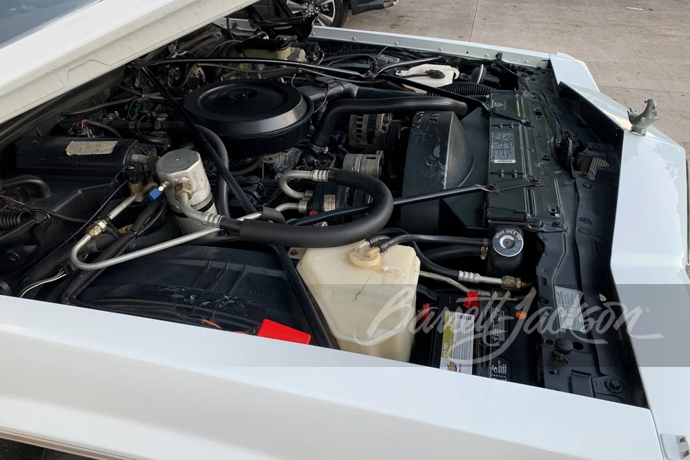 1992 Cadillac Series 70 & 75 - Image 2 of 25