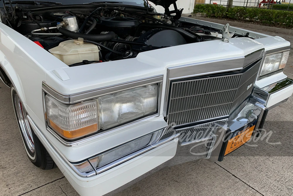1992 Cadillac Series 70 & 75 - Image 11 of 25