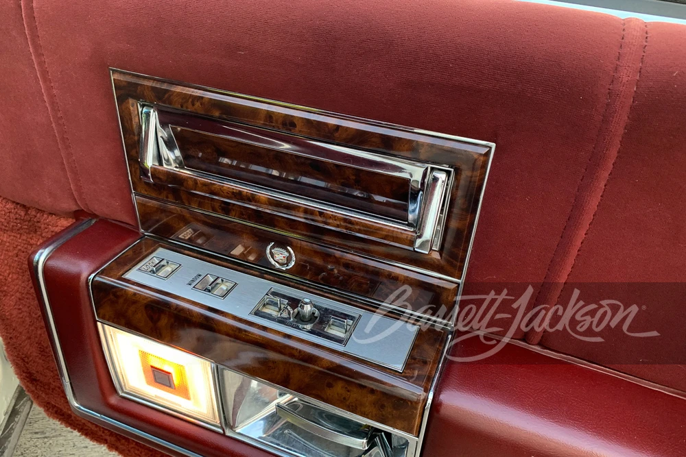 1992 Cadillac Series 70 & 75 - Image 13 of 25