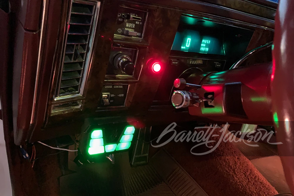 1992 Cadillac Series 70 & 75 - Image 22 of 25