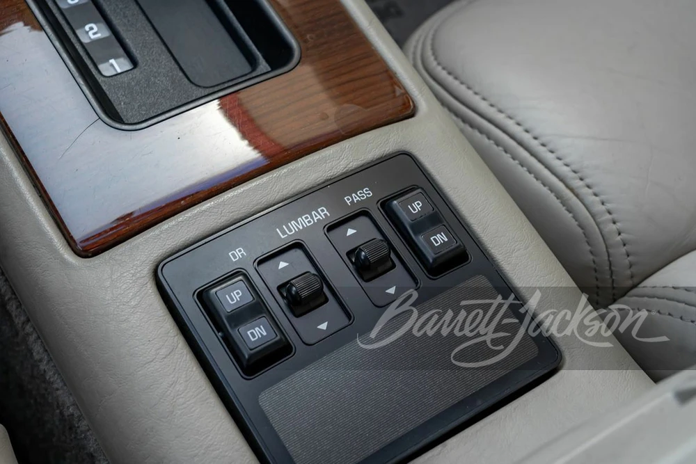 1992 Cadillac Seville - Image 4 of 7