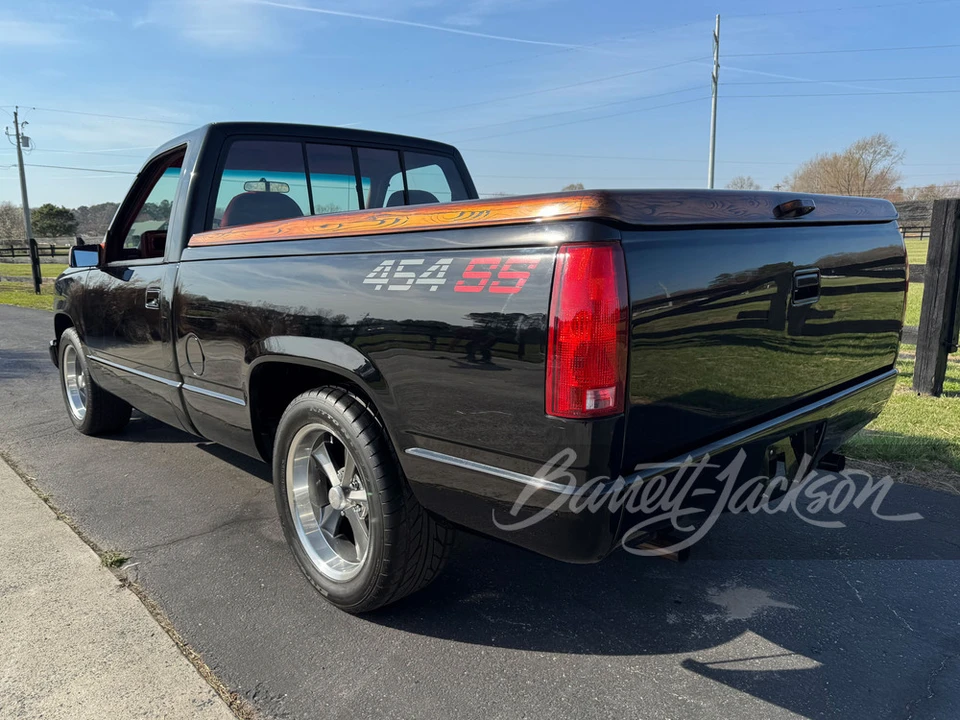 1992 Chevrolet 454 SS - Image 2 of 10