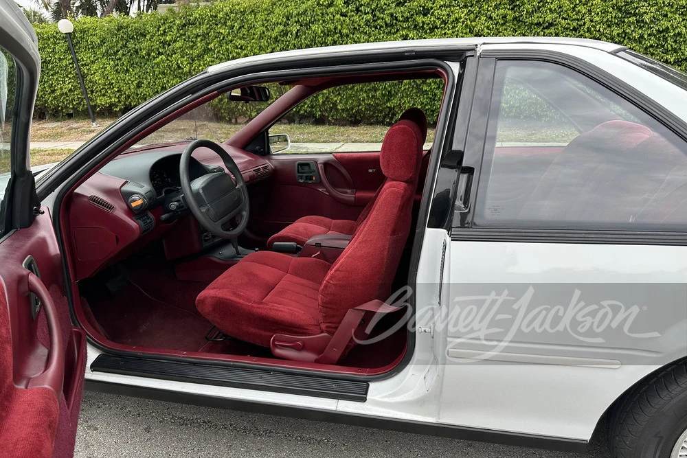 1992 Chevrolet - Image 4 of 13