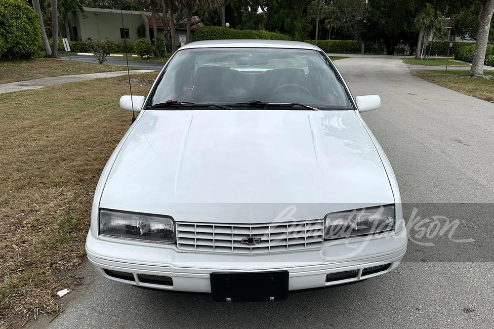 1992 Chevrolet - Image 8 of 13