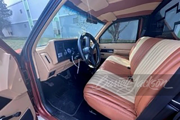1992 Chevrolet C/K 4th Gen - Image 15 of 25