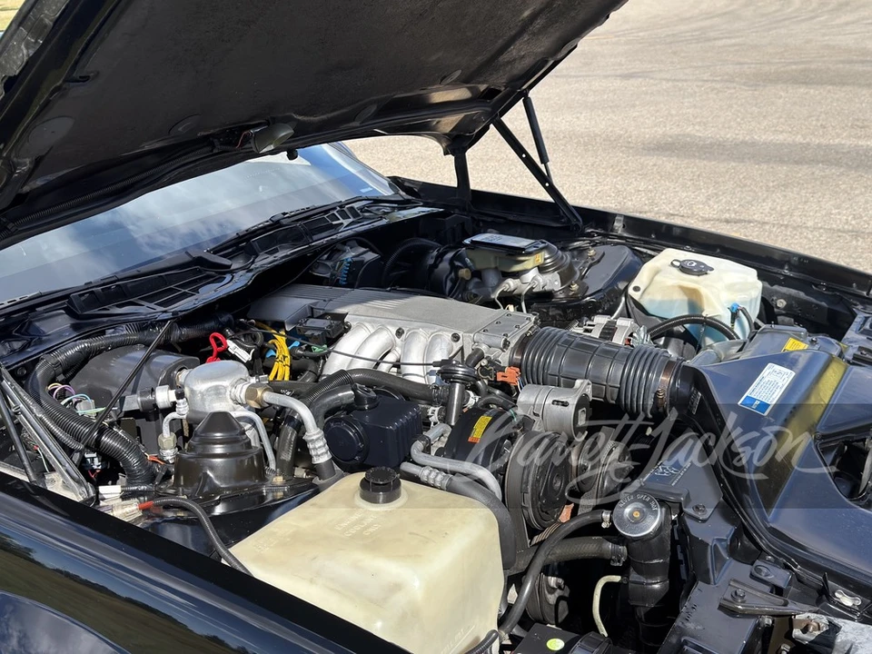 1992 Chevrolet Camaro IROC-Z & Z28 3rd Gen - Image 5 of 21