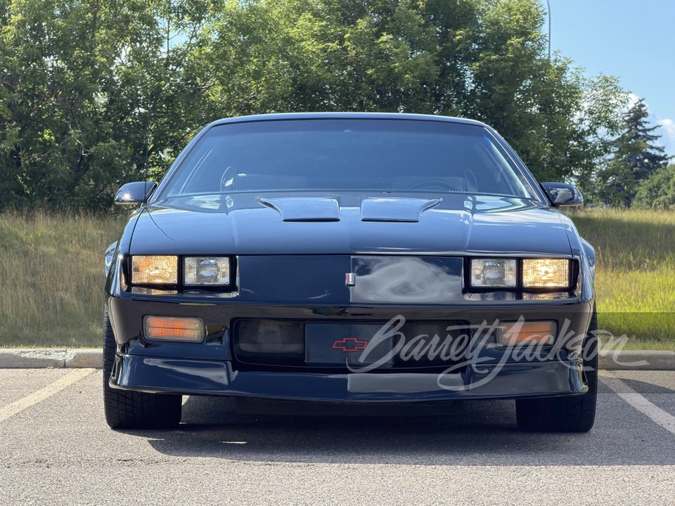 1992 Chevrolet Camaro IROC-Z & Z28 3rd Gen - Image 19 of 21