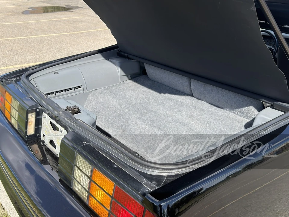 1992 Chevrolet Camaro IROC-Z & Z28 3rd Gen - Image 9 of 21