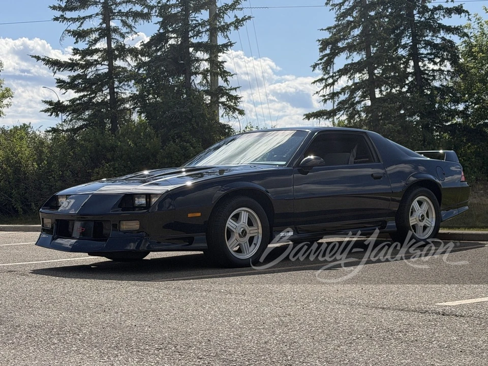 1992 Chevrolet Camaro IROC-Z & Z28 3rd Gen - Image 15 of 21