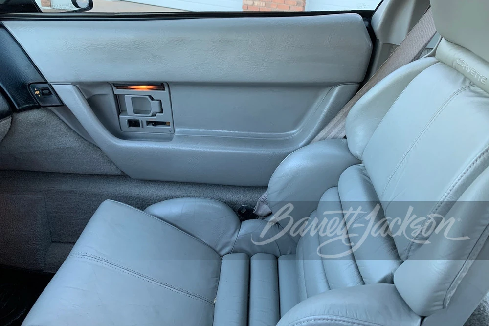 1992 Chevrolet Corvette C4 - Image 12 of 15
