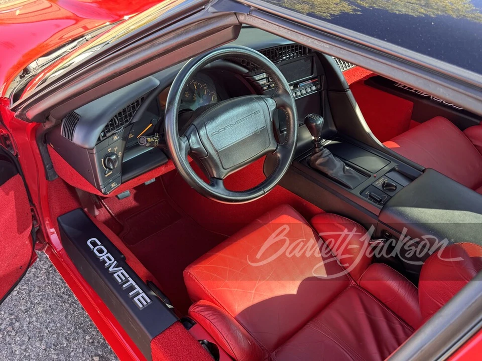 1992 Chevrolet Corvette C4 - Image 18 of 19