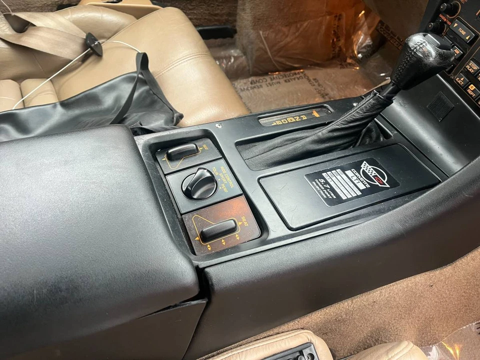 1992 Chevrolet Corvette C4 - Image 19 of 24
